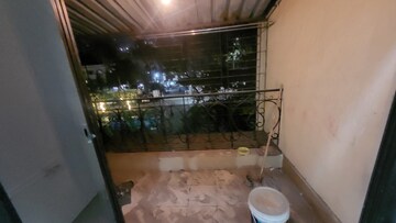 Attached Bathroom in 2 BHK Apartment at Balkum Pada – for Rent