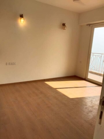 Room in 3 BHK Apartment at M3M Sky City, Sector 65 – for Sale