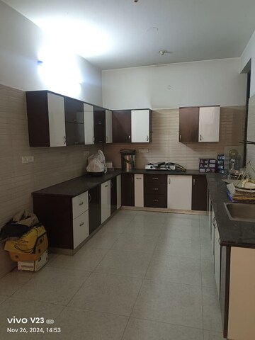 Kitchen in 2.5 BHK Independent House at Sector 55 – for Rent