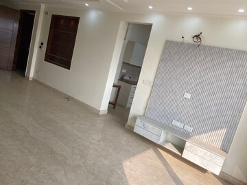 Bathroom in 3 BHK Builder Floor at Ansal Plaza Sector-23, Sector 23 – for Rent