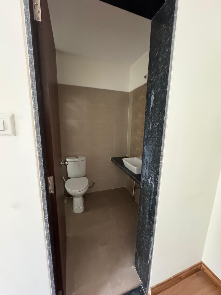 Bathroom, acme-ozone 3 Bedroom 988 Sq.Ft. Apartment In Manpada Thane 7929339