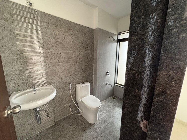 Bathroom, acme-ozone 3 Bedroom 988 Sq.Ft. Apartment In Manpada Thane 7929339