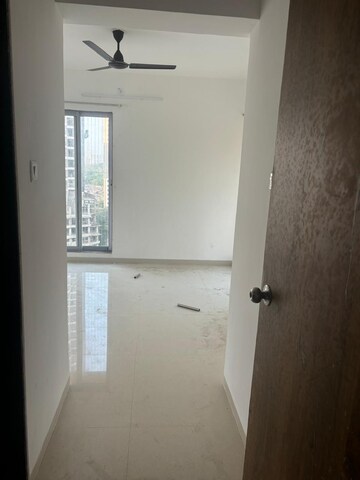 Master Bedroom in 2 BHK Apartment at Jc Horizon, Goregaon East – for Rent
