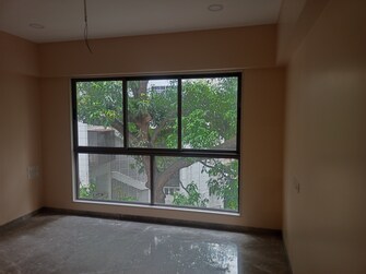 2 BHK Apartment For Resale in Bulbul Tarang Apartment Khar West Mumbai  7929353