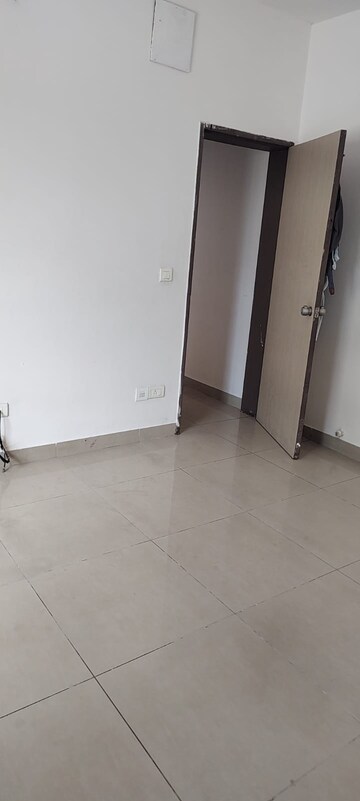 Room in 1 BHK Apartment at Paranjape Blue Ridge, Hinjewadi – for Rent