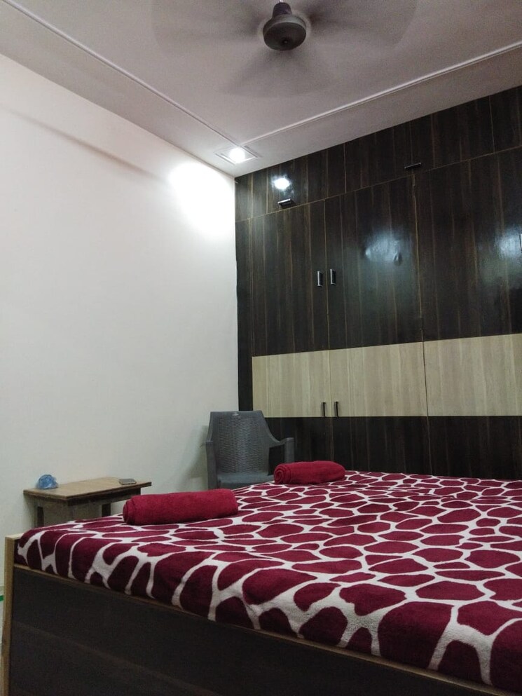 Bedroom, amrapali-platinum 3 Bedroom 1495 Sq.Ft. Apartment In Sector 119 Noida 7929438