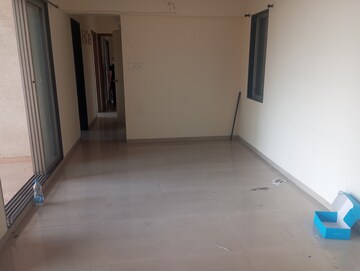 Room in 2.5 BHK Apartment at Neelsidhi Amarante, Kalamboli – for Rent