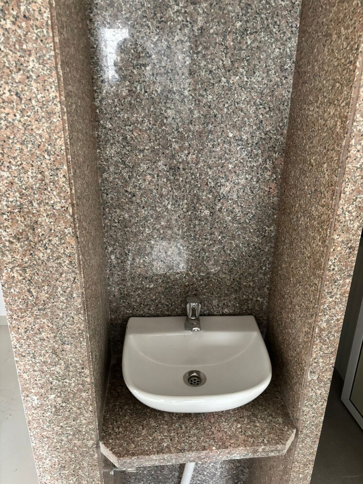 Bathroom, tiara-hills 2 Bedroom 600 Sq.Ft. Apartment In Mira Road Thane 7929526