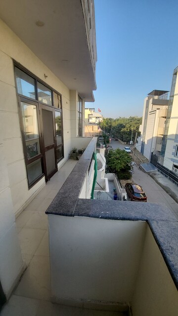 Balcony in 2 BHK Builder Floor at Sector 46 – for Rent