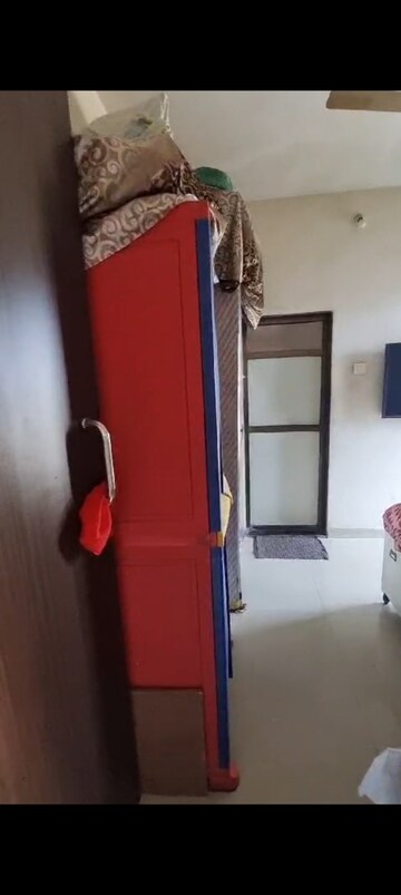 Furnished Amenities in 2 BHK Apartment at Kurla East – for Rent
