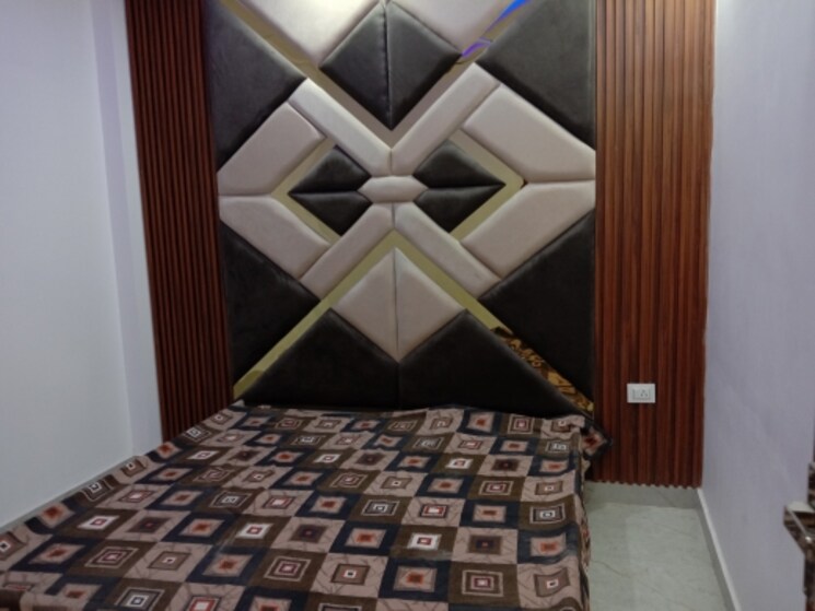 Room, dwarka mor 3 Bedroom 562 Sq.Ft. Builder Floor In Dwarka Mor Delhi 7929970