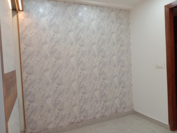 Room, dwarka mor 3 Bedroom 562 Sq.Ft. Builder Floor In Dwarka Mor Delhi 7929970