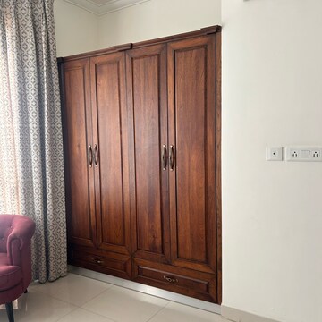 Room in 4 BHK Independent House at Aerocity – for Sale