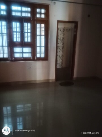 Room in 3 BHK Builder Floor at Ansal Aashiana, Kanpur Road – for Rent