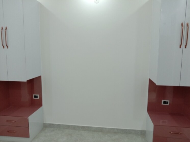 Room, dwarka mor 2 Bedroom 900 Sq.Ft. Builder Floor In Dwarka Mor Delhi 7930350