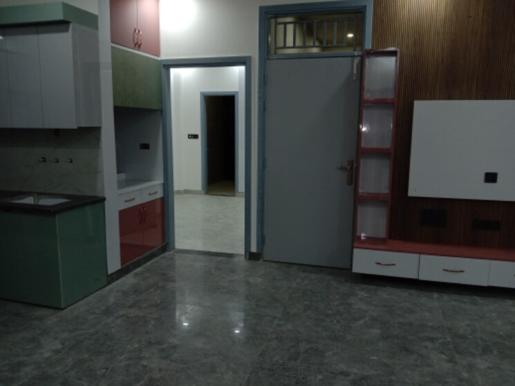 Room, dwarka mor 2 Bedroom 900 Sq.Ft. Builder Floor In Dwarka Mor Delhi 7930350