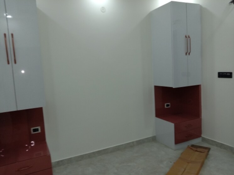 Room, dwarka mor 2 Bedroom 900 Sq.Ft. Builder Floor In Dwarka Mor Delhi 7930350