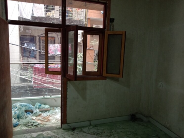 Room, dwarka mor 3 Bedroom 837 Sq.Ft. Builder Floor In Dwarka Mor Delhi 7930414