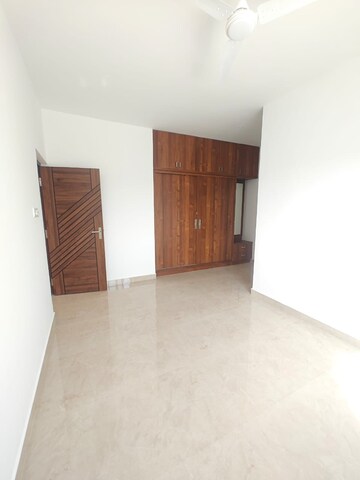 Room in 2 BHK Builder Floor at Hsr Layout – for Rent
