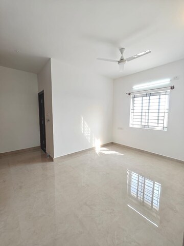 Room in 2 BHK Builder Floor at Hsr Layout – for Rent