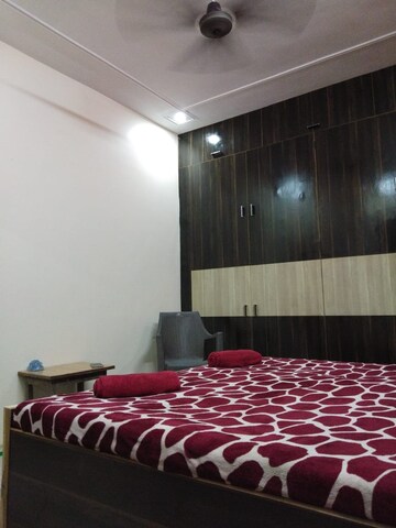 Bedroom in 3 BHK Apartment at Super MIG, Sector 105 – for Rent