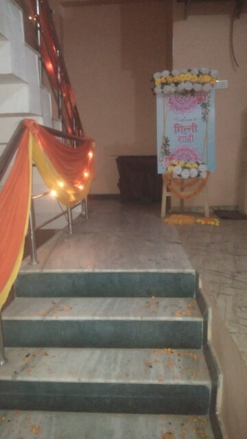 Bedroom in 3 BHK Apartment at Super MIG, Sector 105 – for Rent