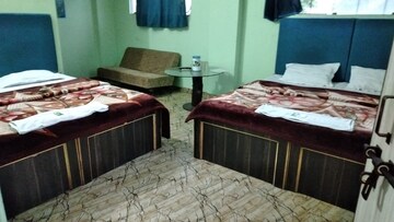 Bedroom in 3 BHK Apartment at Super MIG, Sector 105 – for Rent