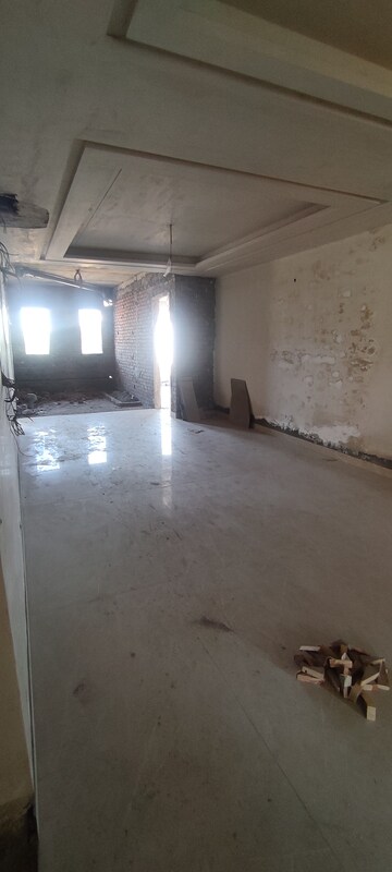 Master Bedroom in 4 BHK Builder Floor at Sector 84 – for Sale