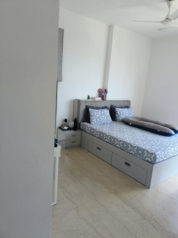 Bedroom in 4 BHK Apartment at Lodha Parkside, Worli – for Sale