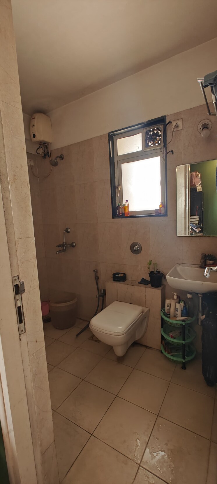 Bathroom, puranik-rumah-bali 1 Bedroom 475 Sq.Ft. Apartment In Ghodbunder Road Thane 7930662
