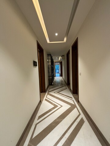  4 BHK Apartment at Gulmohar Park – for Rent