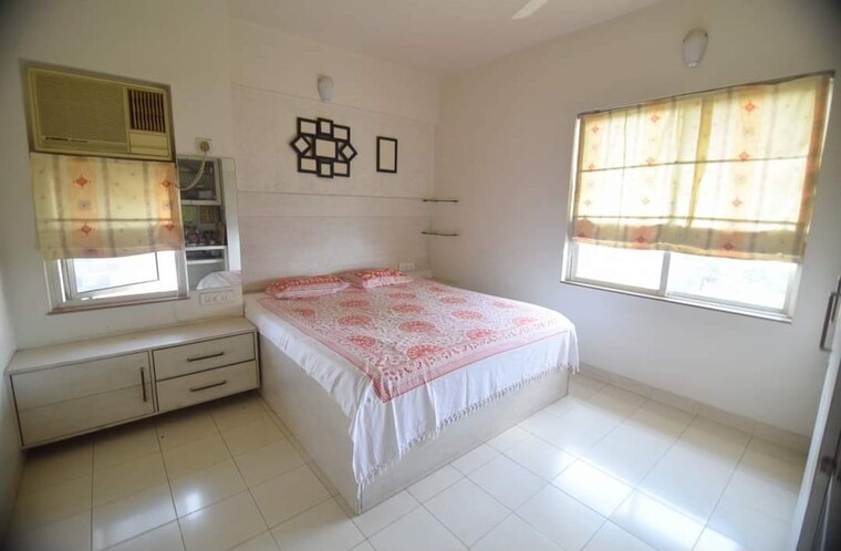 Bedroom, vtp-urban-space 3.5 Bedroom 2000 Sq.Ft. Apartment In Nibm Road Pune 6682581