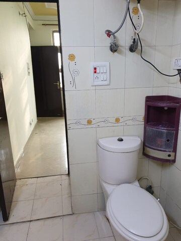 Bathroom in 3 BHK Apartment at Sector 12 Dwarka – for Rent