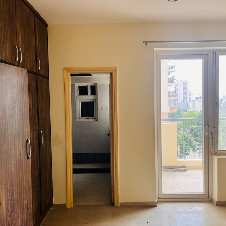 Room, corona-gracieux 4 Bedroom 2650 Sq.Ft. Apartment In Sector 76 Gurgaon 7930863