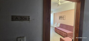 Living Room in 2 BHK Apartment at Makarba – for Rent