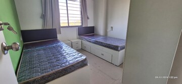 Bedroom in 2 BHK Apartment at Makarba – for Rent