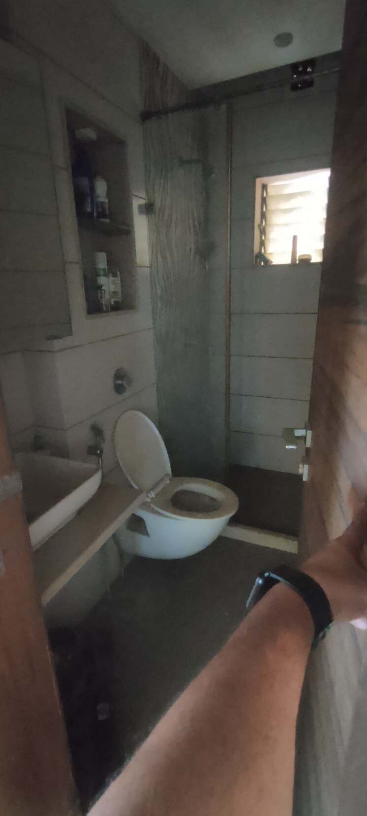 Bathroom, oberoi-springs 2 Bedroom 1694 Sq.Ft. Apartment In Andheri West Mumbai 7930838