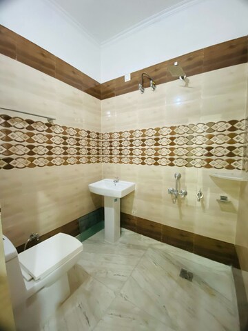 Attached Bathroom in 2 BHK Builder Floor at Sector 123 – for Rent