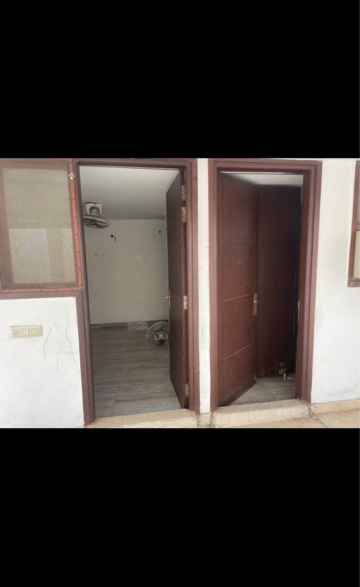  1.5 BHK Builder Floor at Chittaranjan Park – for Rent