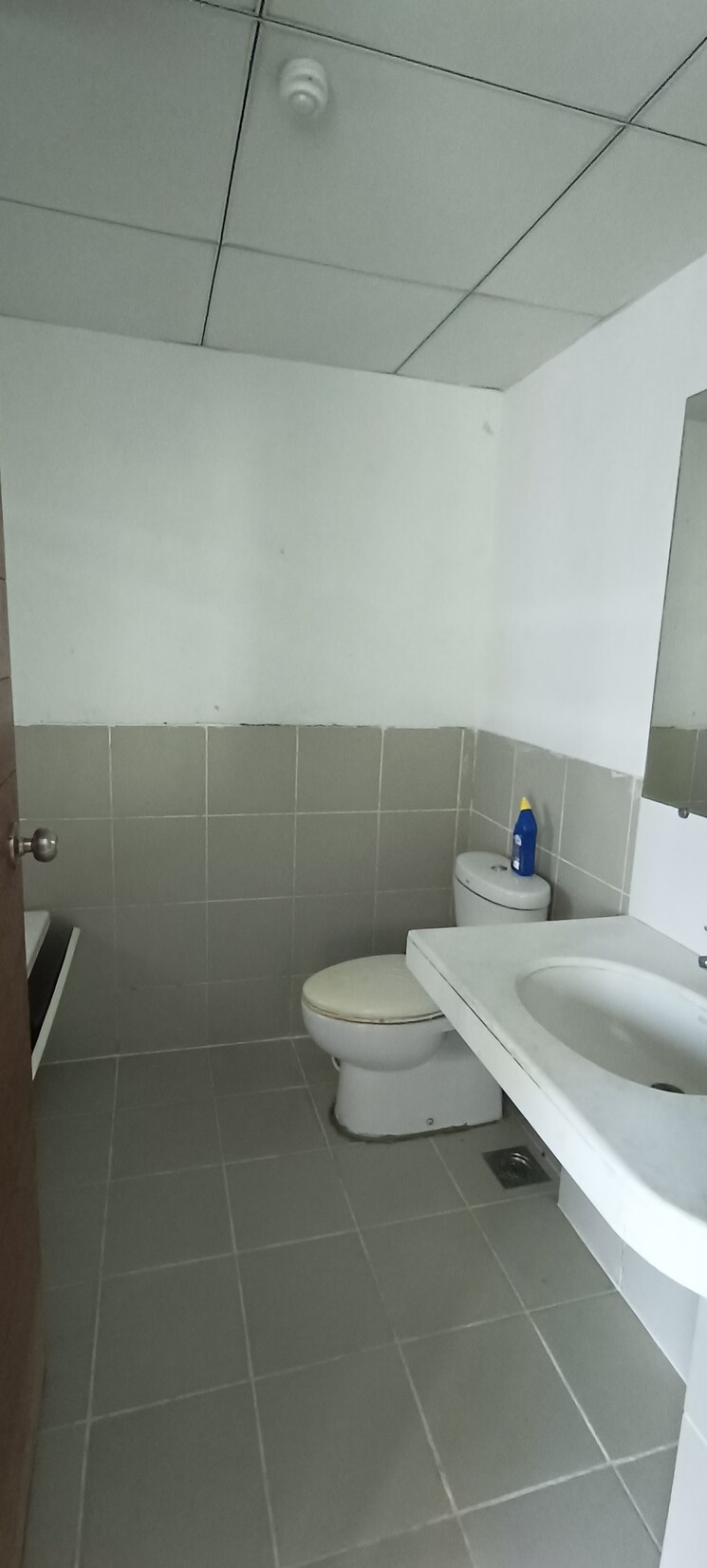 Bathroom, marvel-albero 3 Bedroom 1770 Sq.Ft. Apartment In Kondhwa Pune 7931015