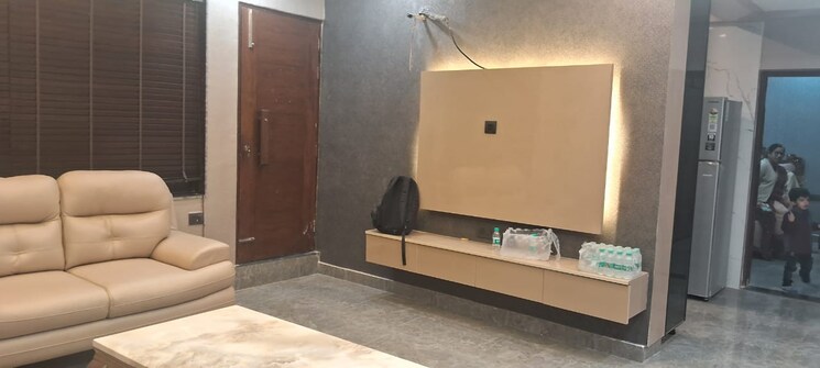 Living Room, dlf-pink-town-house 3 Bedroom 2000 Sq.Ft. Apartment In Dlf City Phase 3 Gurgaon 7931105