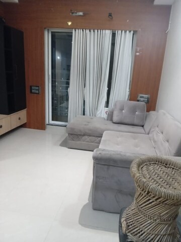 Bedroom in 2 BHK Apartment at Salasar Woods, Mira Road – for Rent