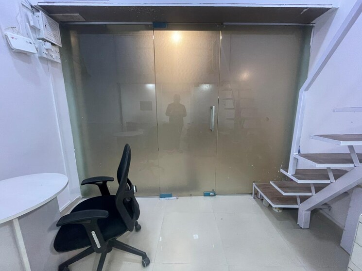 Team Area, rustomjee-eaze-zone-mall Commercial Office Space 127 Sq.Ft. In Malad West Mumbai 7931135