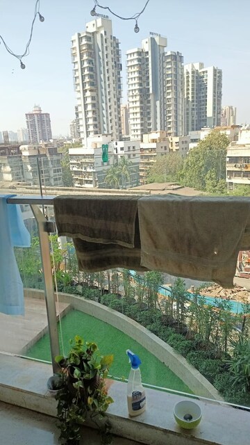 Swimming Pool in 3 BHK Apartment at Runwal Elegante, Andheri West – for Rent