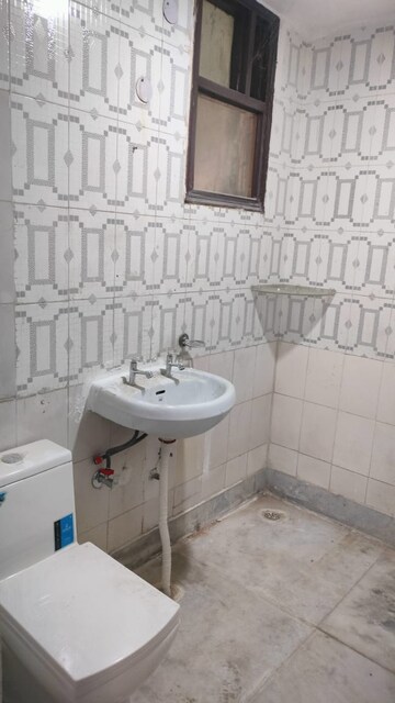 Attached Bathroom in 3 BHK Apartment at Sector 5, Dwarka – for Rent