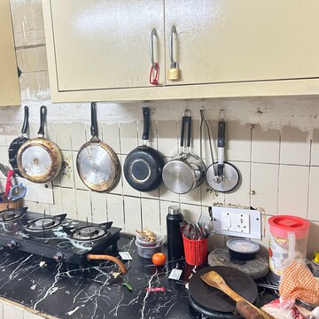 Kitchen in 1 RK Independent House at Jaipuria Plaza, Sector 26 – for Rent