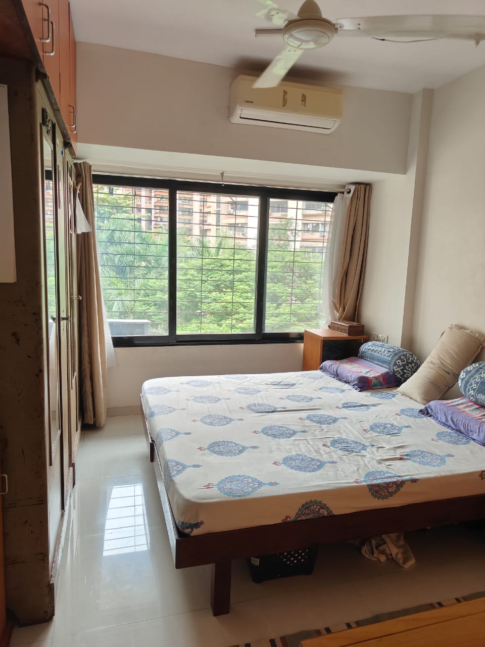 2 BHK Apartment For Sale in Orchid Towers