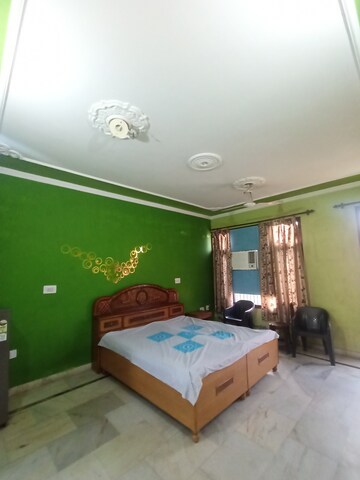 2 BHK Independent House For Rent in Sector 17