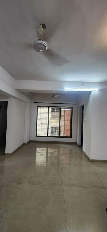 Room in 3 BHK Apartment at Chembur – for Rent