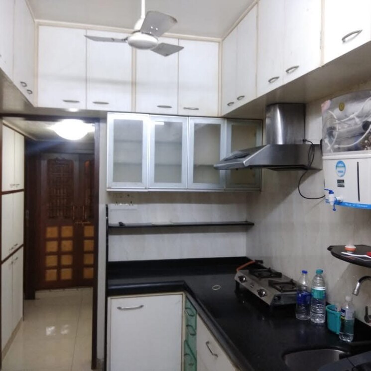 Kitchen, hemlata-apartment-matunga 2.5 Bedroom 900 Sq.Ft. Apartment In Ma Marg Mumbai 7931557